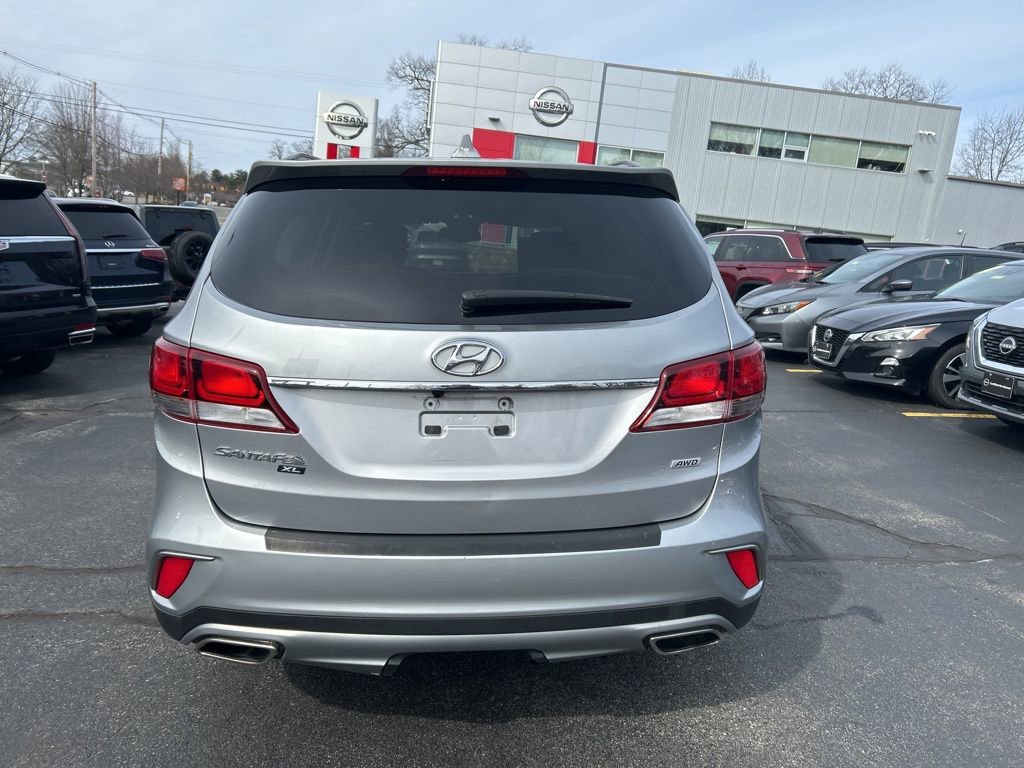 Used 2019 Hyundai Santa Fe XL SE image 6