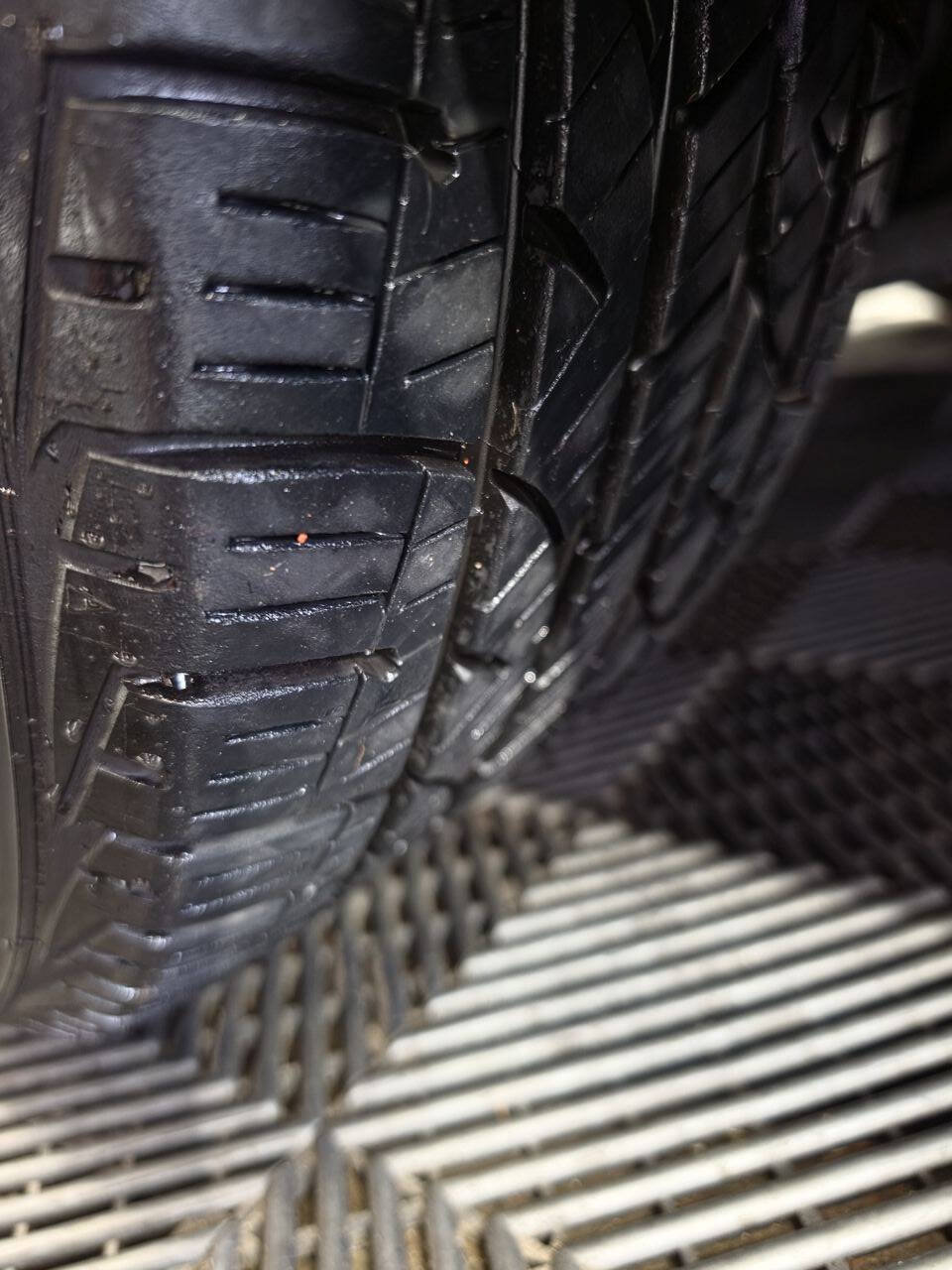 Used 2010 Lincoln MKZ FWD image 32