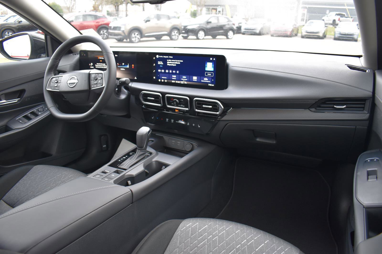 Used 2026 Nissan Sentra SV w/ SV Convenience Package FWD image 46