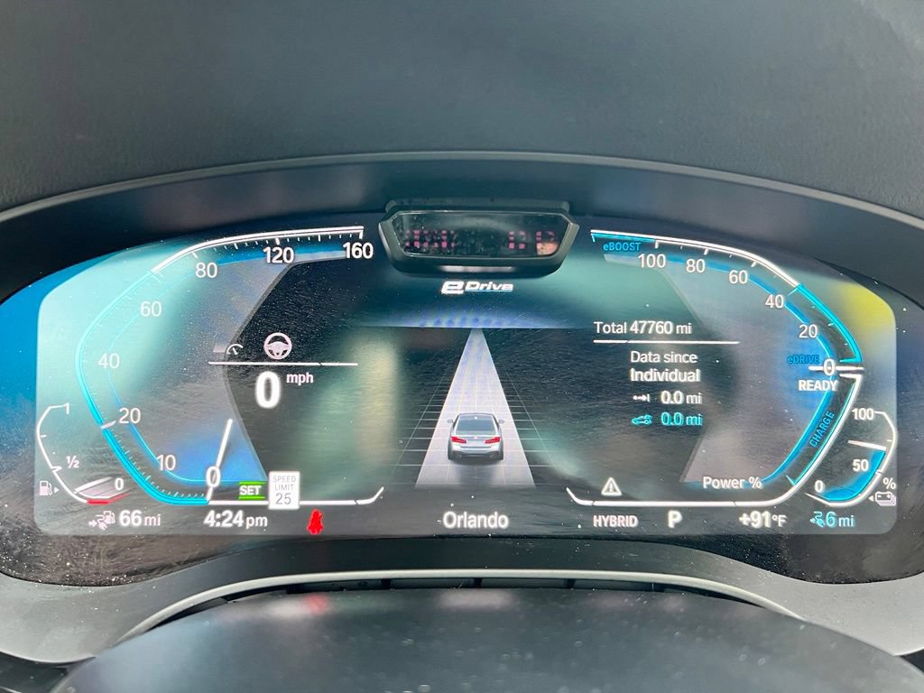 Used 2022 BMW 530e xDrive w/ Premium Package AWD/4WD image 38