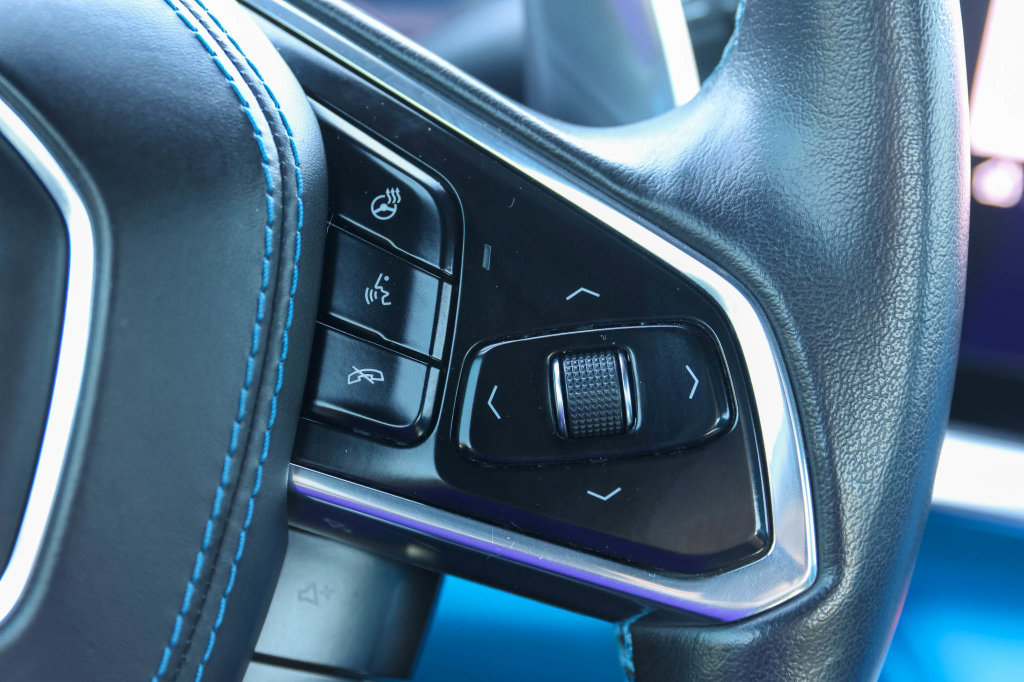Used 2022 Chevrolet Corvette Stingray Premium Conv w/ Z51 Performance Package RWD image 36