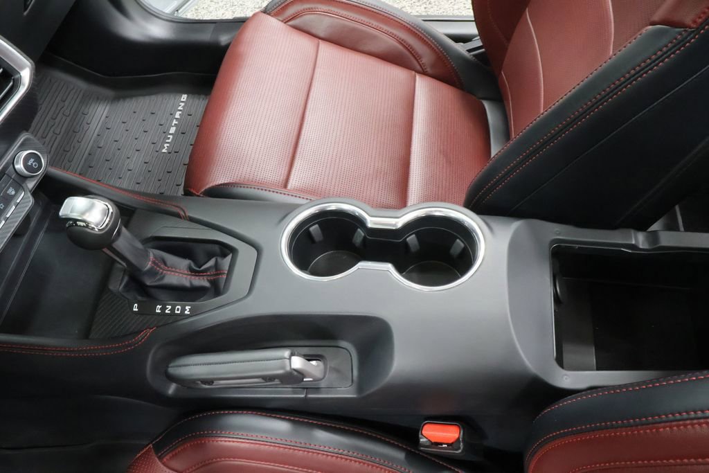 Used 2025 Ford Mustang GT Premium w/ GT Performance Package RWD image 19