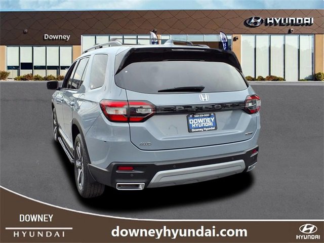 Used 2023 Honda Pilot Touring image 6