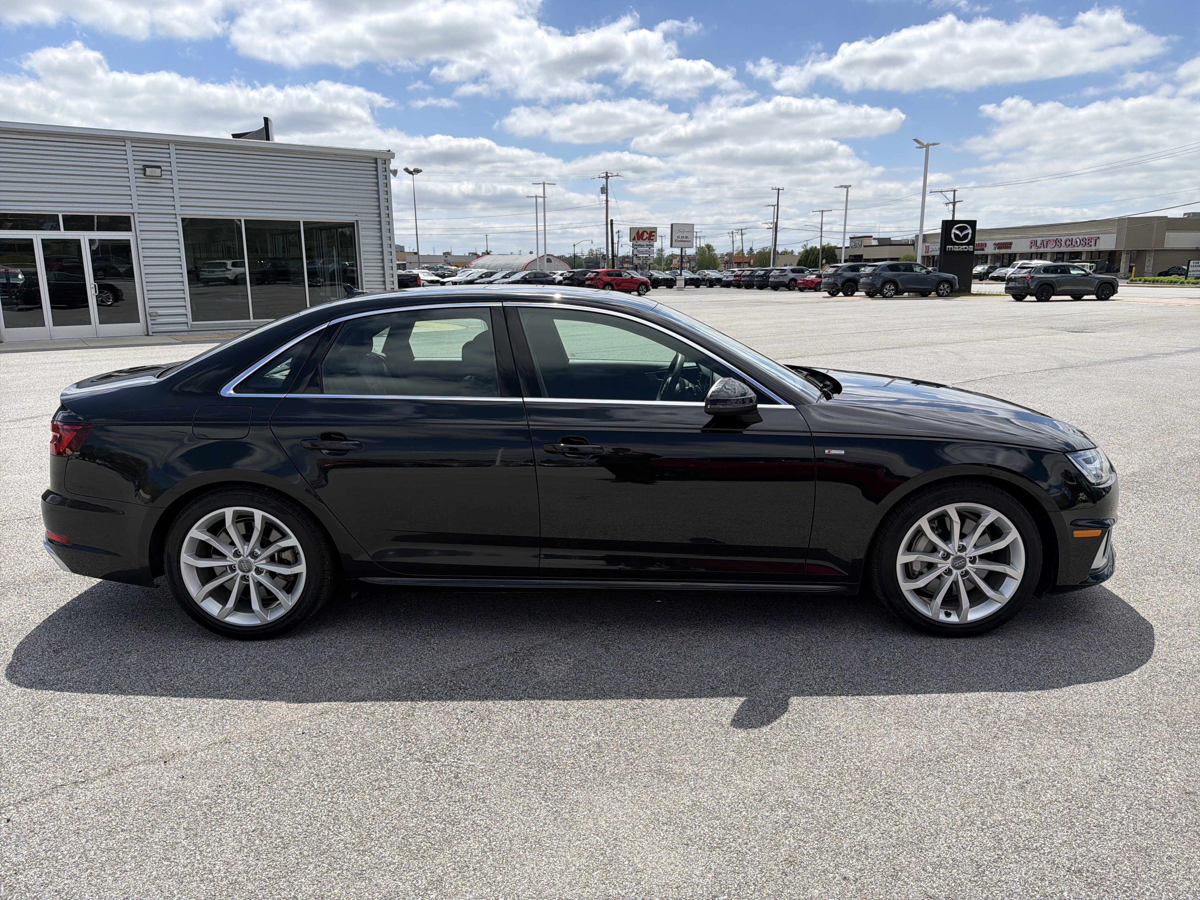 Used 2019 Audi A4 2.0T Premium Plus w/ Premium Plus Package AWD/4WD image 2