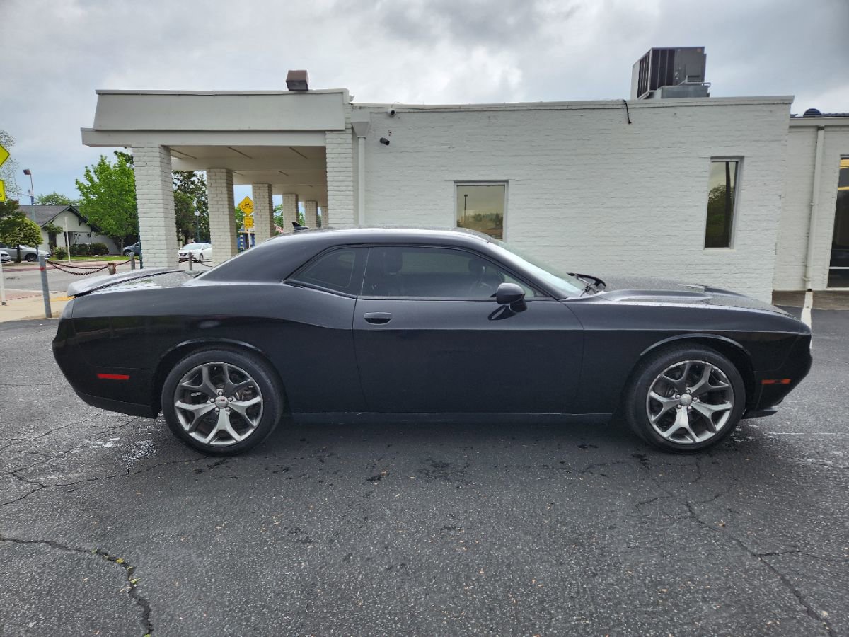 Used 2015 Dodge Challenger SXT Plus RWD image 8