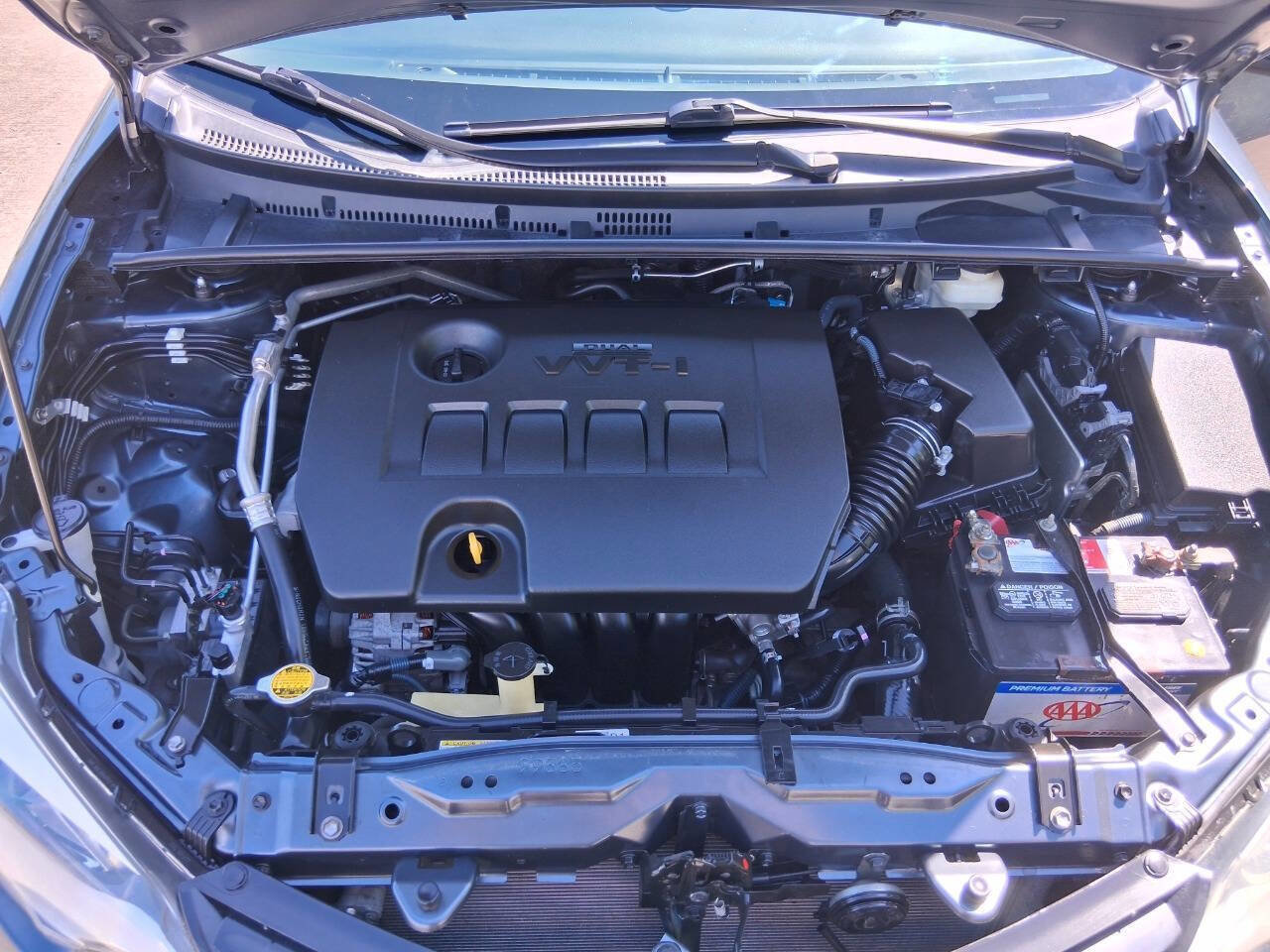 Used 2015 Toyota Corolla L image 20