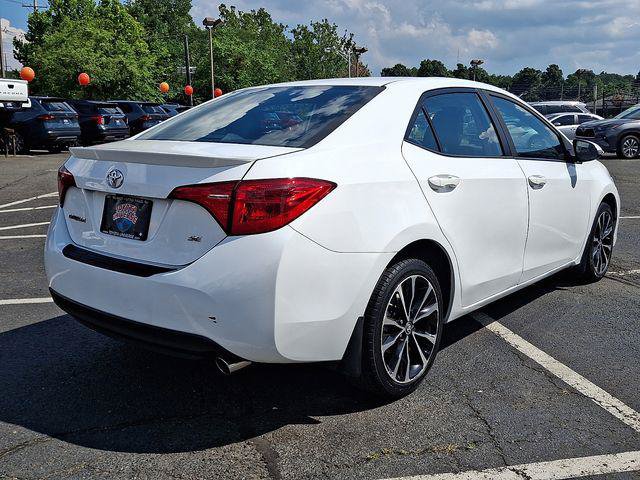 Certified 2019 Toyota Corolla SE FWD image 4
