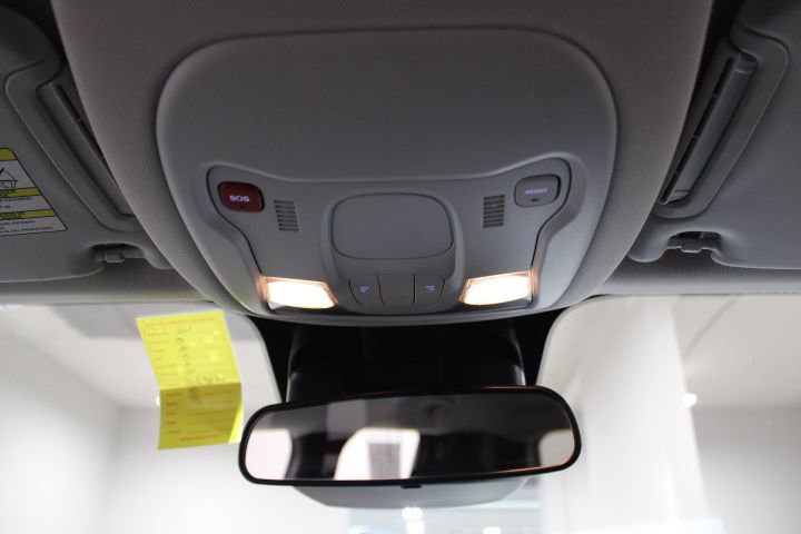 Used 2023 Jeep Renegade Latitude image 34