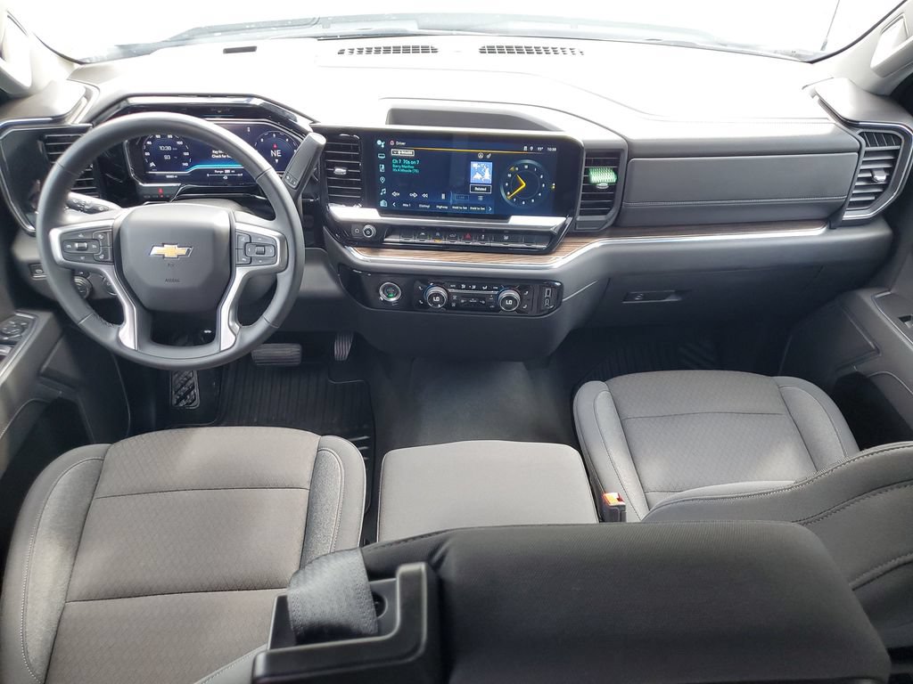 Used 2024 Chevrolet Silverado 1500 LT AWD/4WD image 15