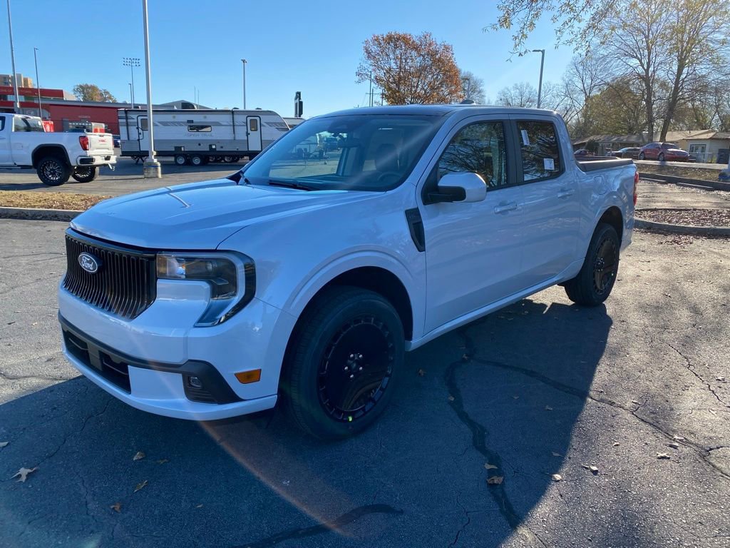 New 2026 Ford Maverick Lobo image 3