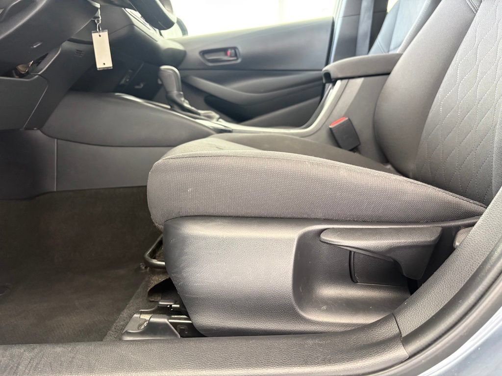Used 2024 Toyota Corolla LE FWD image 24