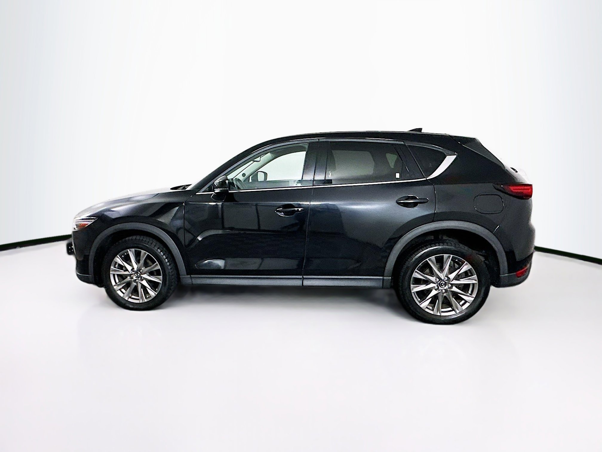 Used 2019 MAZDA CX-5 Grand Touring FWD image 4
