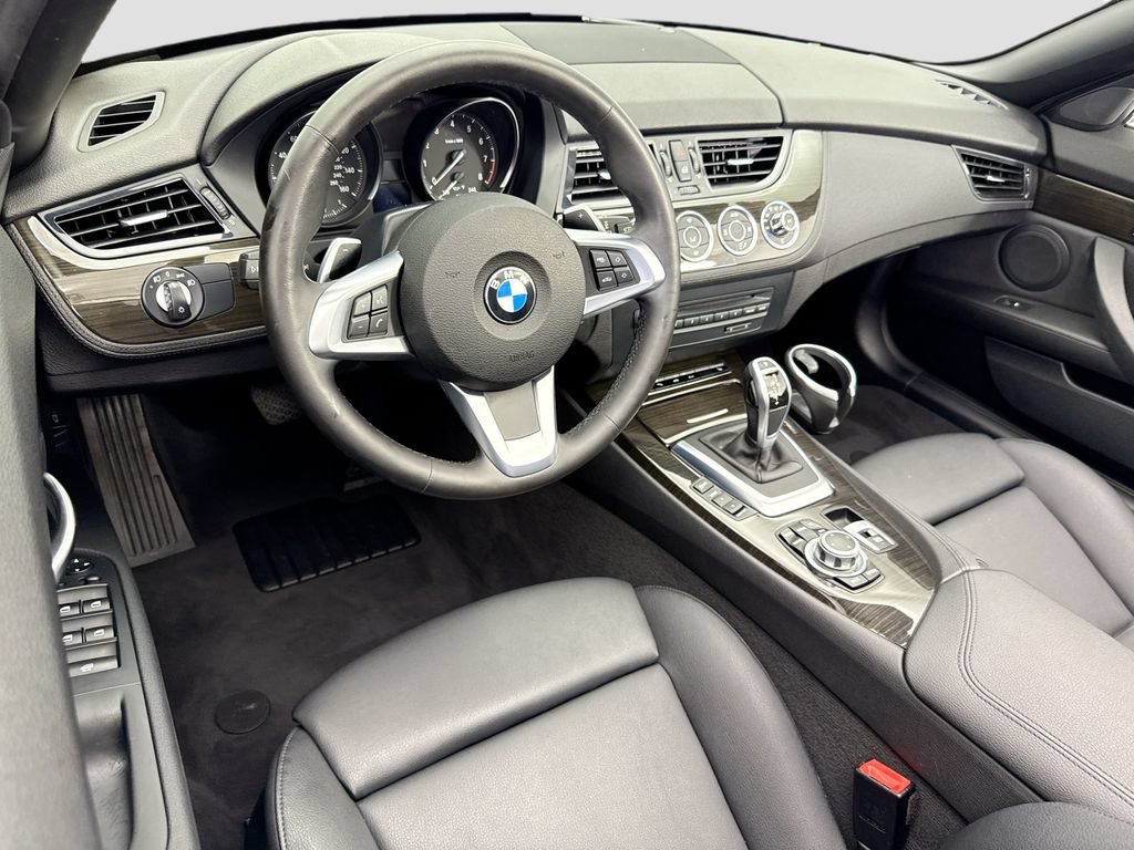 Used 2016 BMW Z4 sDrive28i RWD image 17
