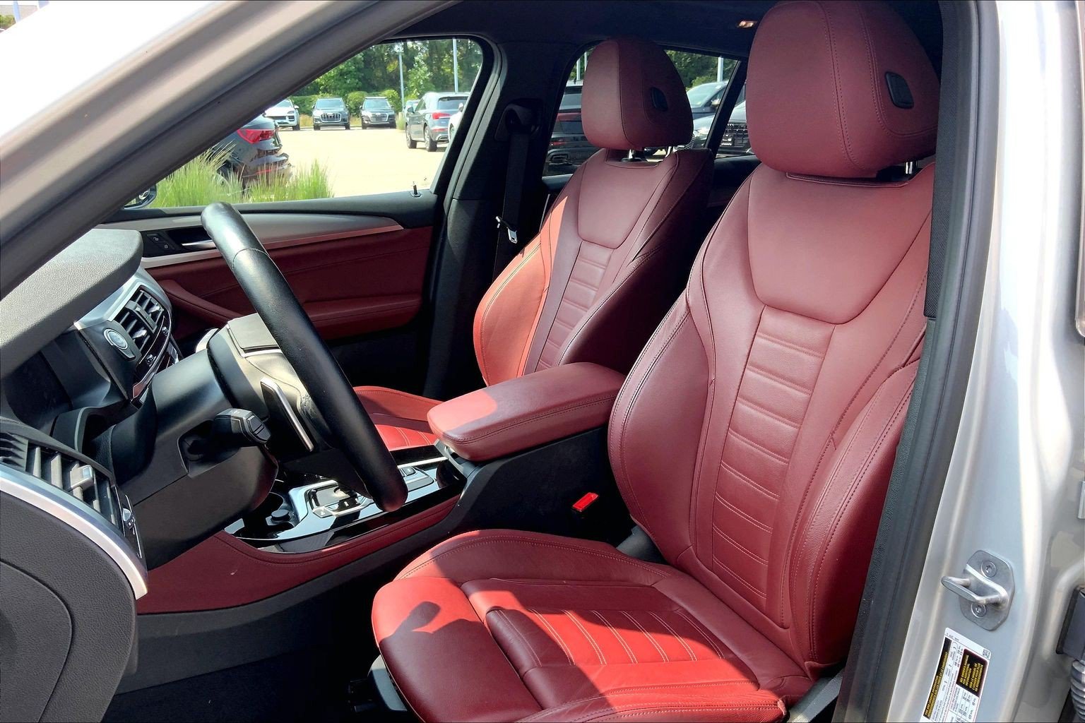 Used 2021 BMW X4 xDrive30i w/ Executive Package AWD/4WD image 5