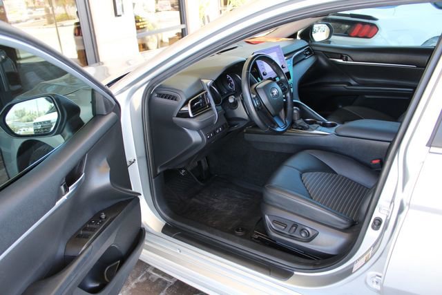 Used 2023 Toyota Camry SE FWD image 10