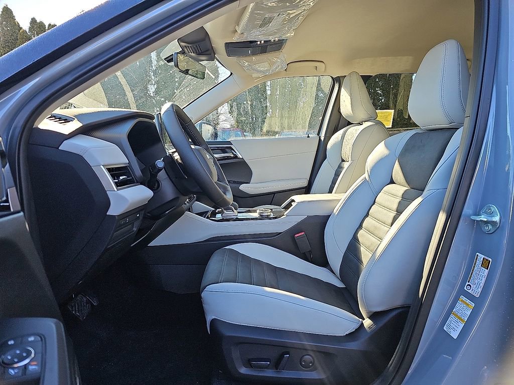 New 2026 Mitsubishi Outlander SE AWD/4WD image 9
