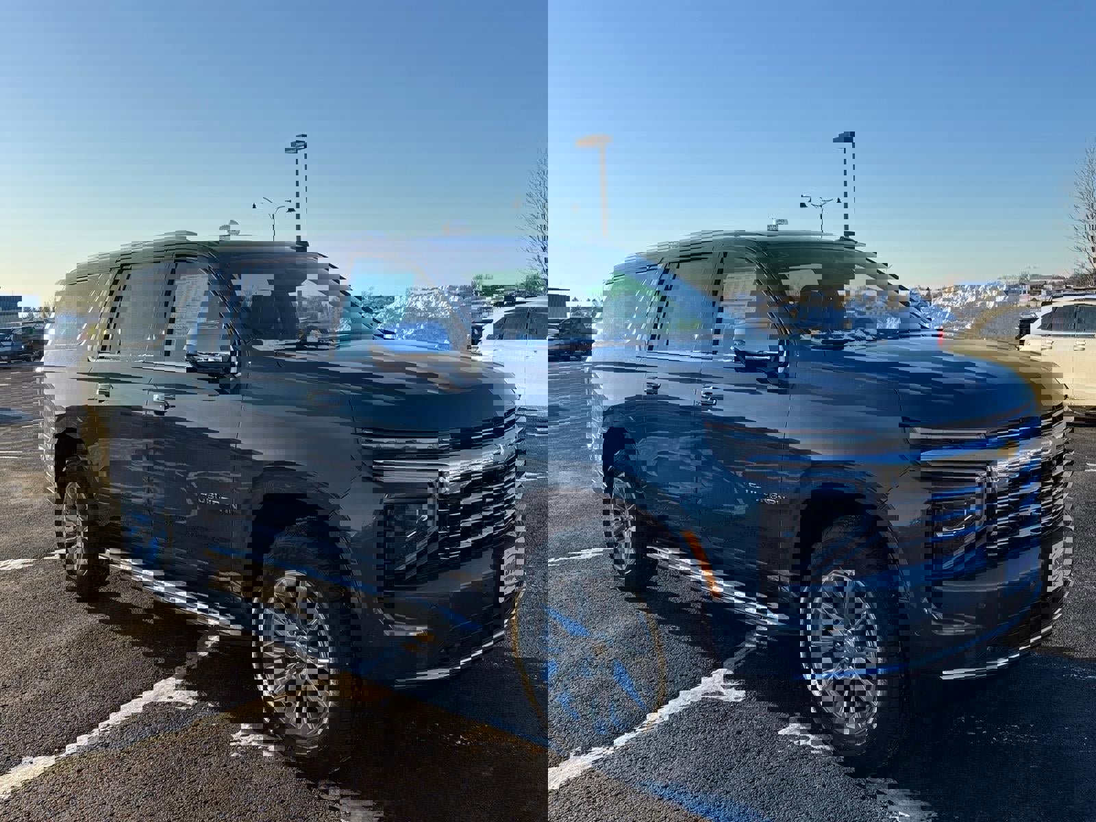 New 2026 Chevrolet Suburban Premier w/ Sun And Tow Package