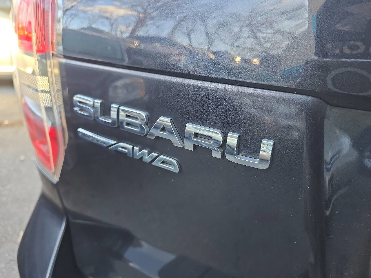 Used 2015 Subaru Forester 2.5i Limited w/ Popular Package #2 image 4