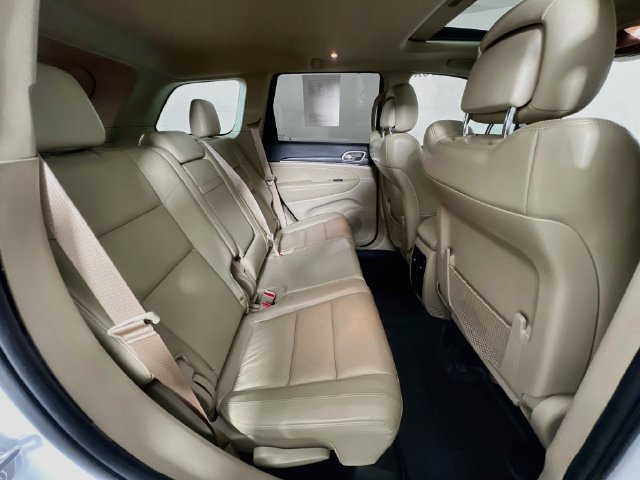 Used 2019 Jeep Grand Cherokee Limited AWD/4WD image 42