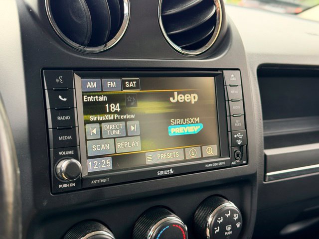 Used 2015 Jeep Patriot High Altitude AWD/4WD image 11