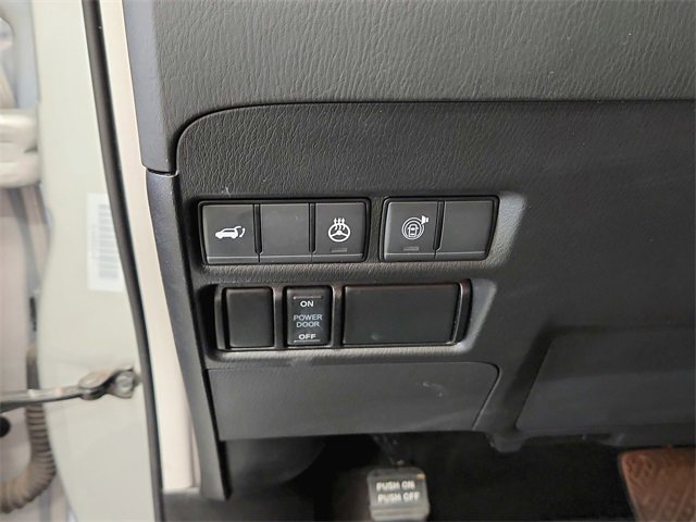 Used 2024 Nissan Armada SL image 29