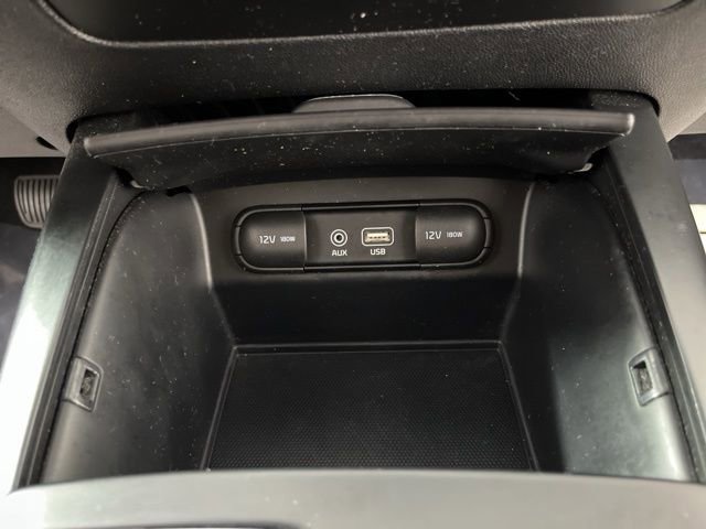 Used 2020 Kia Sorento LX image 27