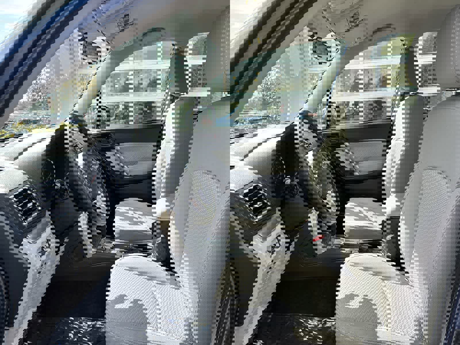 Used 2018 Subaru Forester 2.5i w/ Alloy Wheel Package AWD/4WD image 7