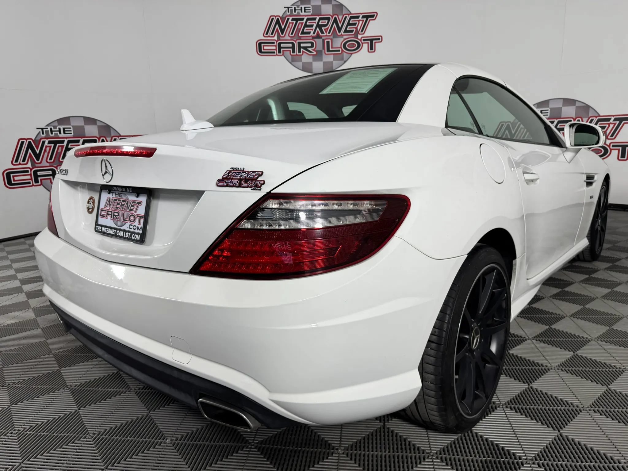 Used 2015 Mercedes-Benz SLK 250 image 31