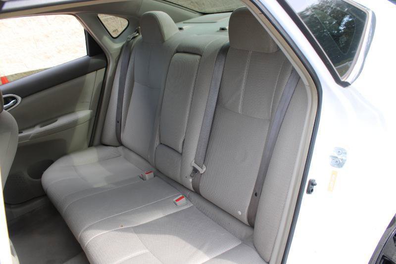 Used 2013 Nissan Sentra S image 15