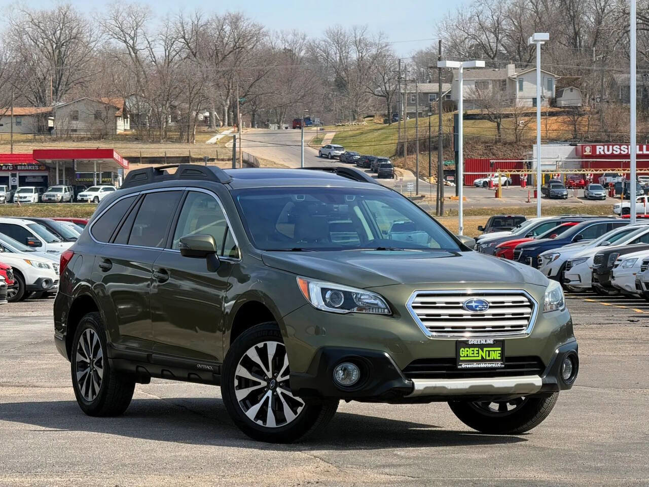 Used 2017 Subaru Outback 2.5i Limited image 1