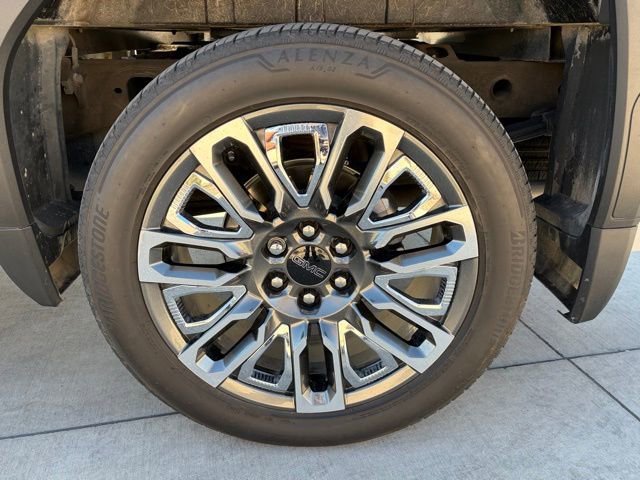 Used 2024 GMC Sierra 1500 Denali Ultimate image 7
