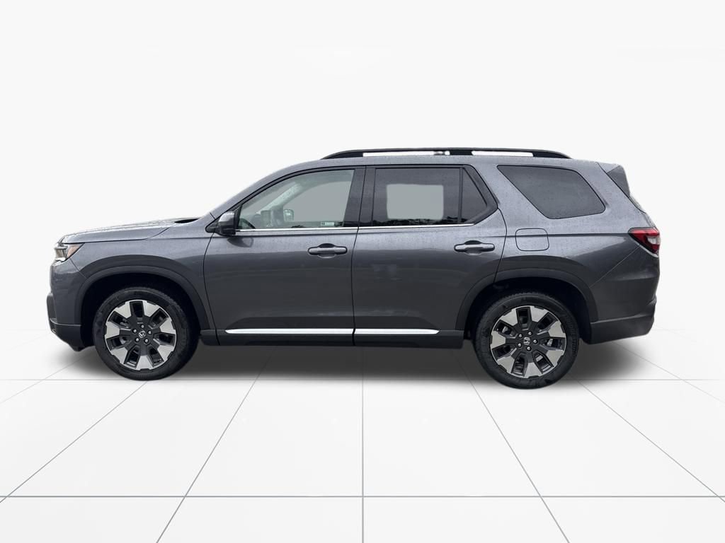 New 2026 Honda Pilot Touring image 5