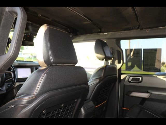 Used 2021 Ford Bronco Badlands image 13