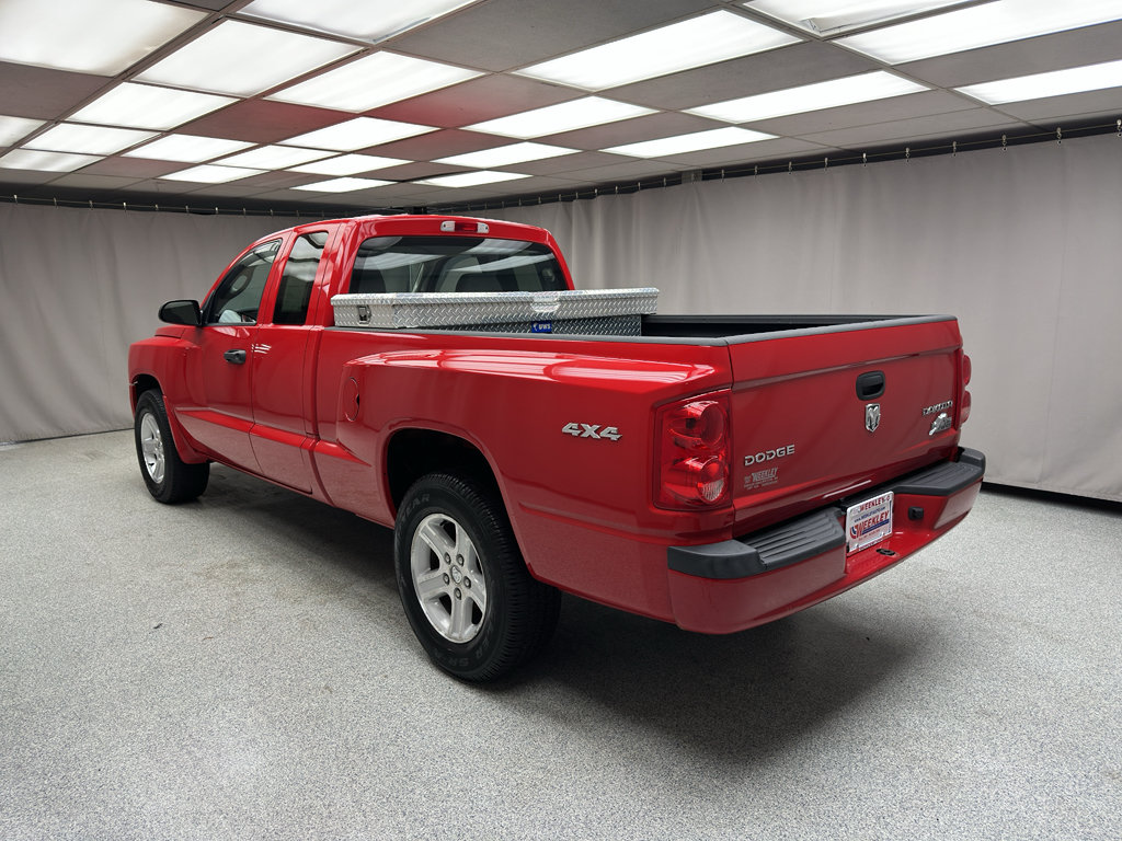 Used 2011 Dodge Dakota Big Horn AWD/4WD image 2