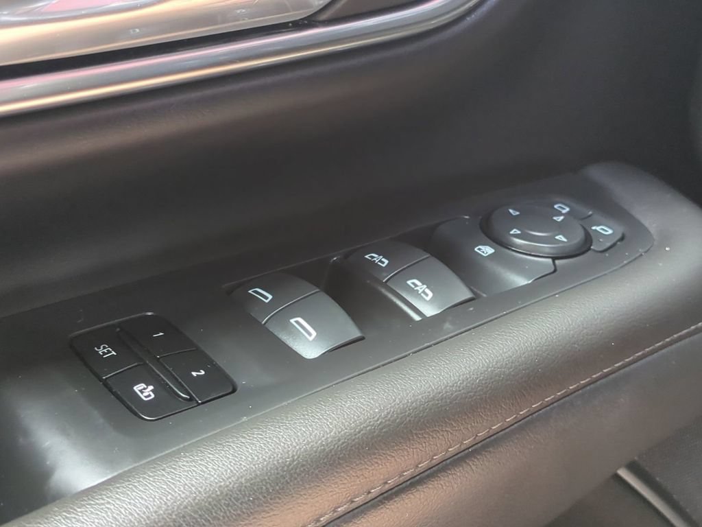 Used 2024 Chevrolet Tahoe LT RWD image 33