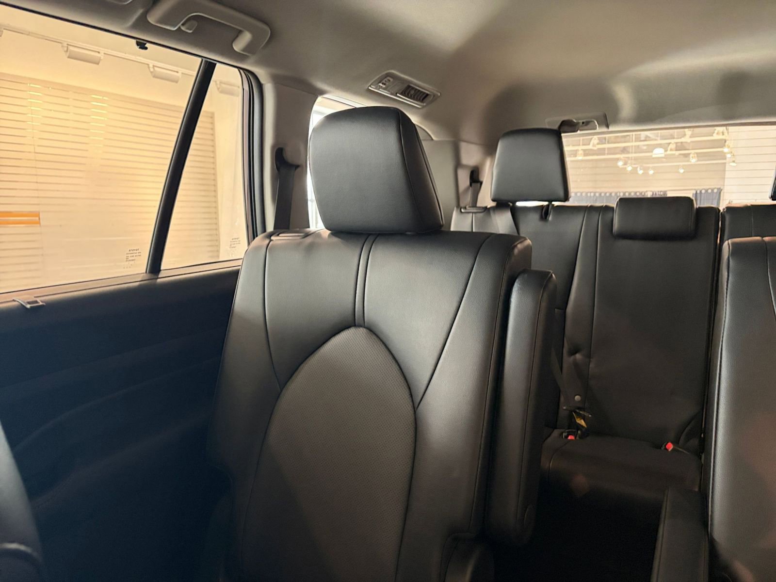 Used 2025 Toyota Grand Highlander FWD image 41