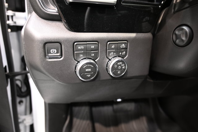 New 2026 GMC Sierra 1500 SLT AWD/4WD image 27