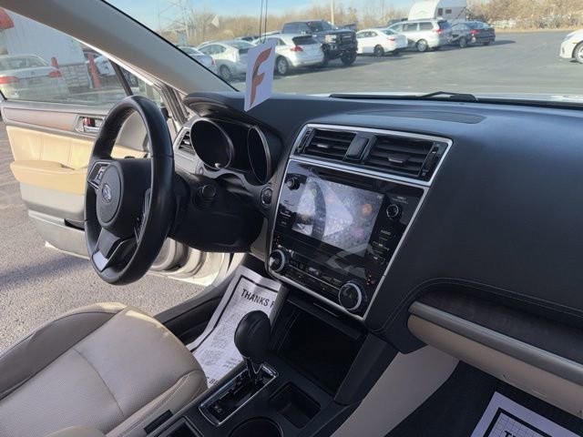 Used 2019 Subaru Outback 2.5i Limited w/ Popular Package #2 image 26