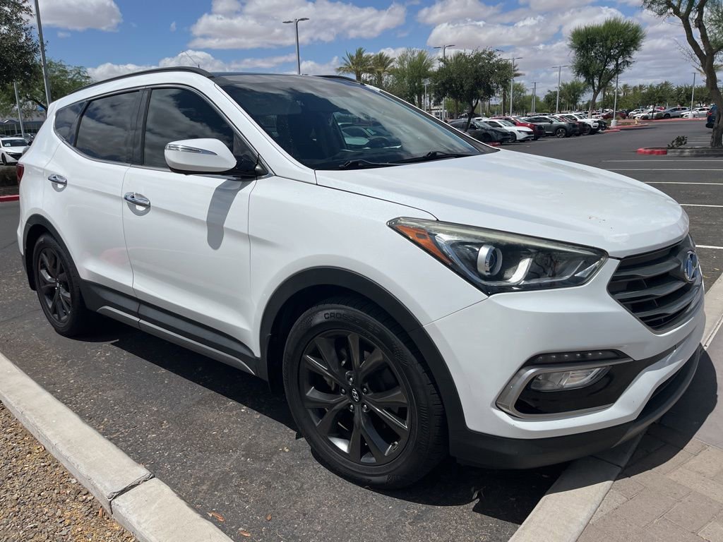 Used 2017 Hyundai Santa Fe Sport FWD image 3