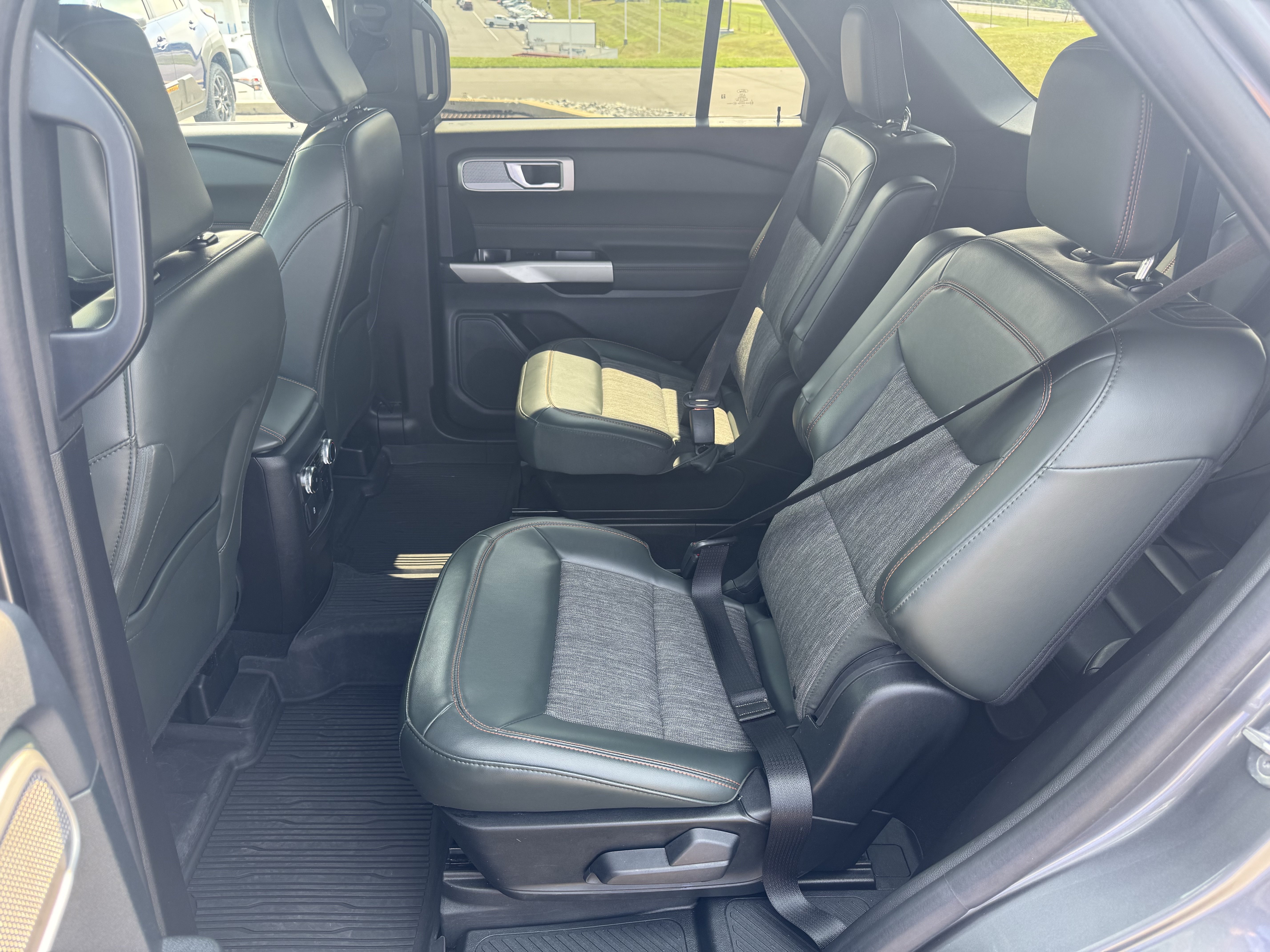 Used 2023 Ford Explorer Timberline w/ Timberline Technology Package AWD/4WD image 13