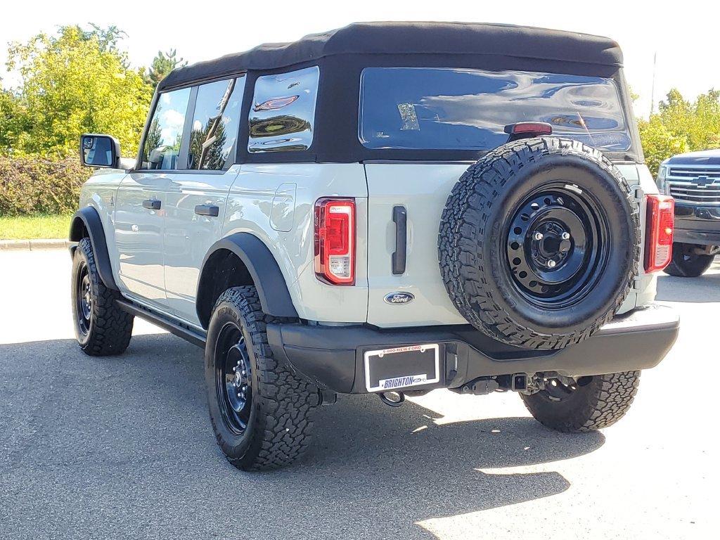 Certified 2023 Ford Bronco Black Diamond AWD/4WD image 3