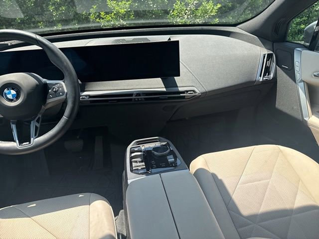 Certified 2025 BMW iX xDrive50 AWD/4WD image 17