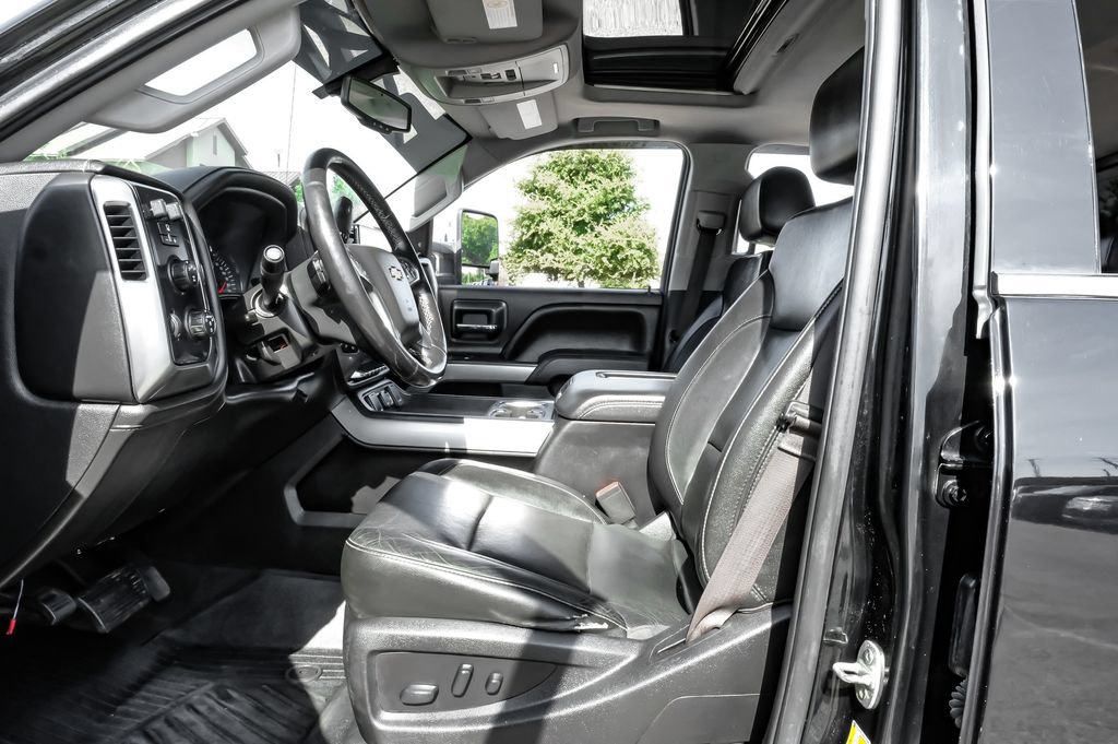 Used 2019 Chevrolet Silverado 2500 LTZ w/ Duramax Plus Package AWD/4WD image 23