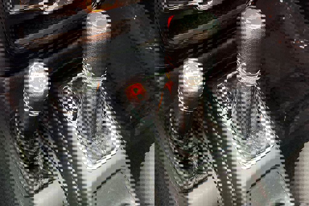 Used 2022 Jeep Wrangler Unlimited Sport image 21