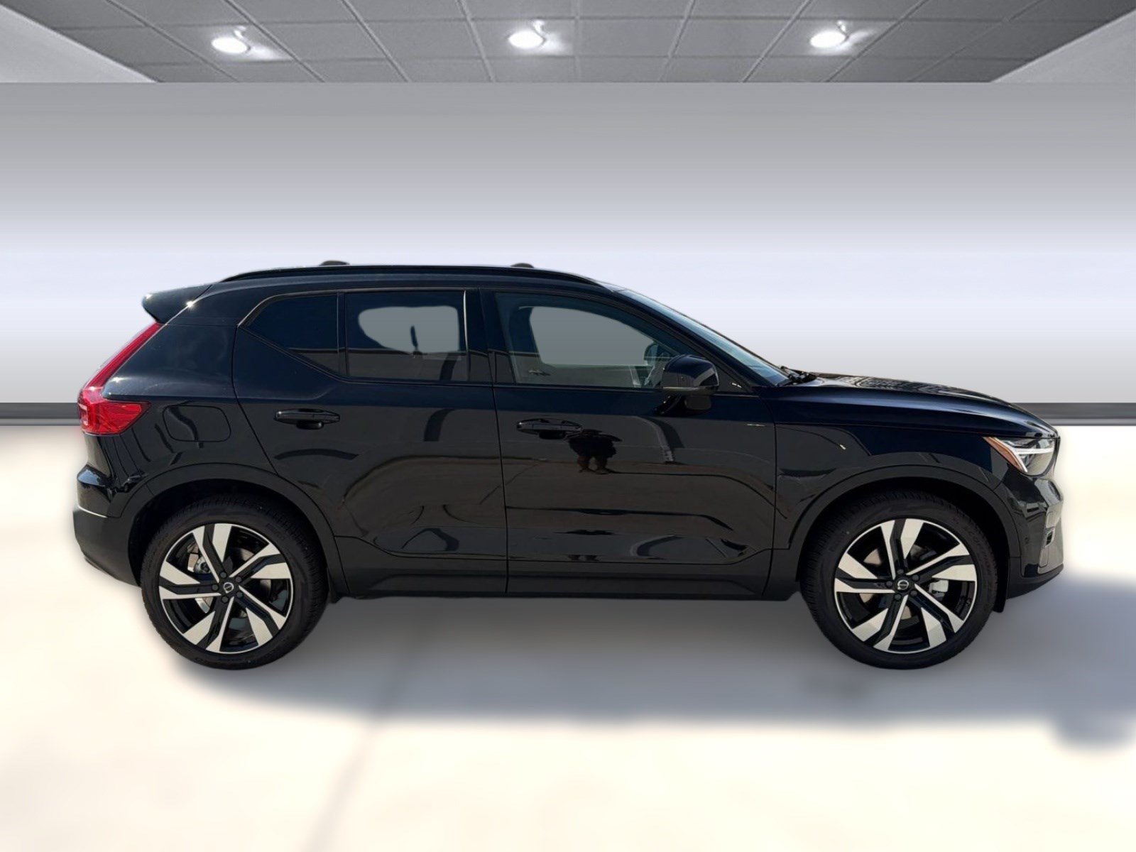 New 2026 Volvo XC40 B5 Ultra w/ Climate Package AWD/4WD image 8