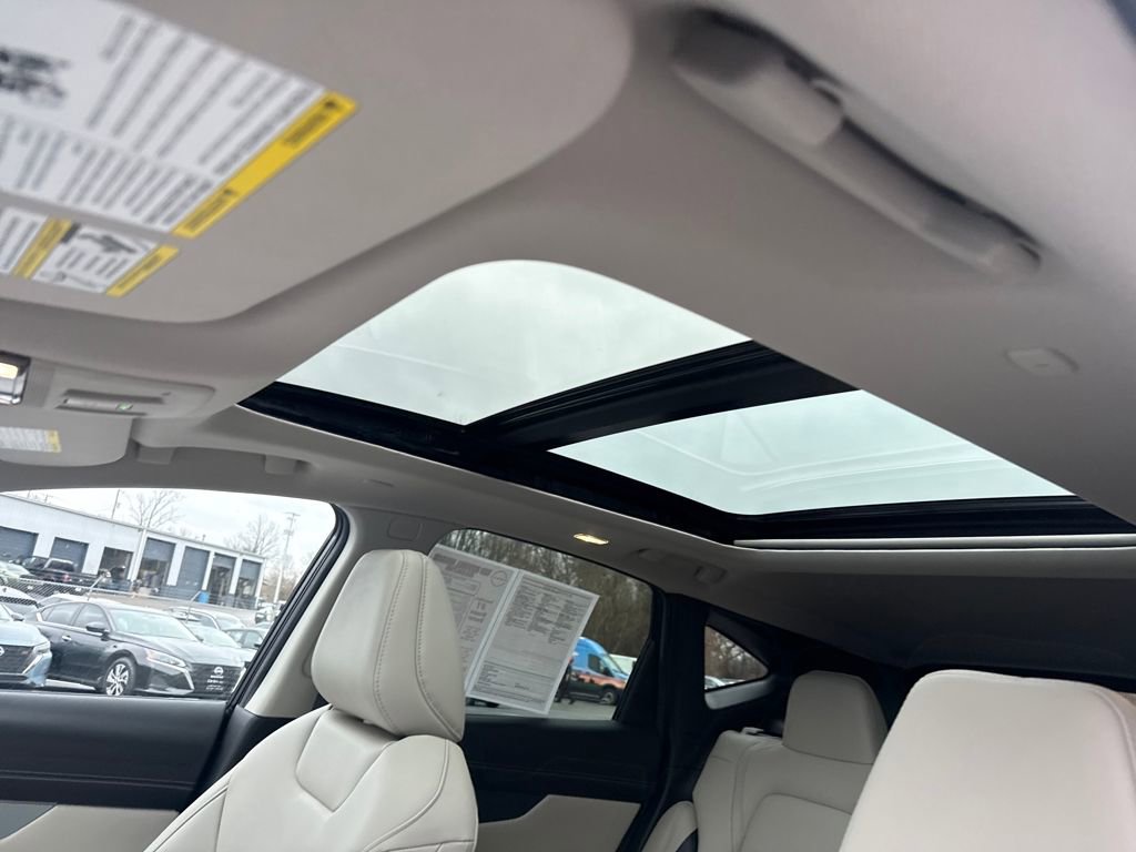 Used 2025 Nissan Murano SL image 22