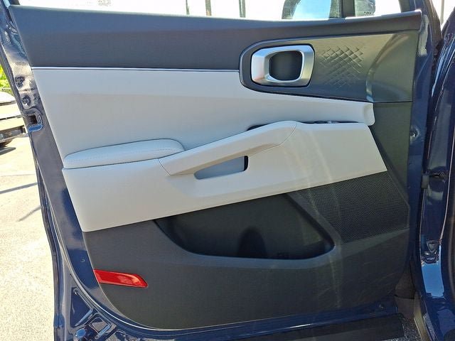 Certified 2025 Kia Sorento S w/ Panoramic Sunroof Package FWD image 13