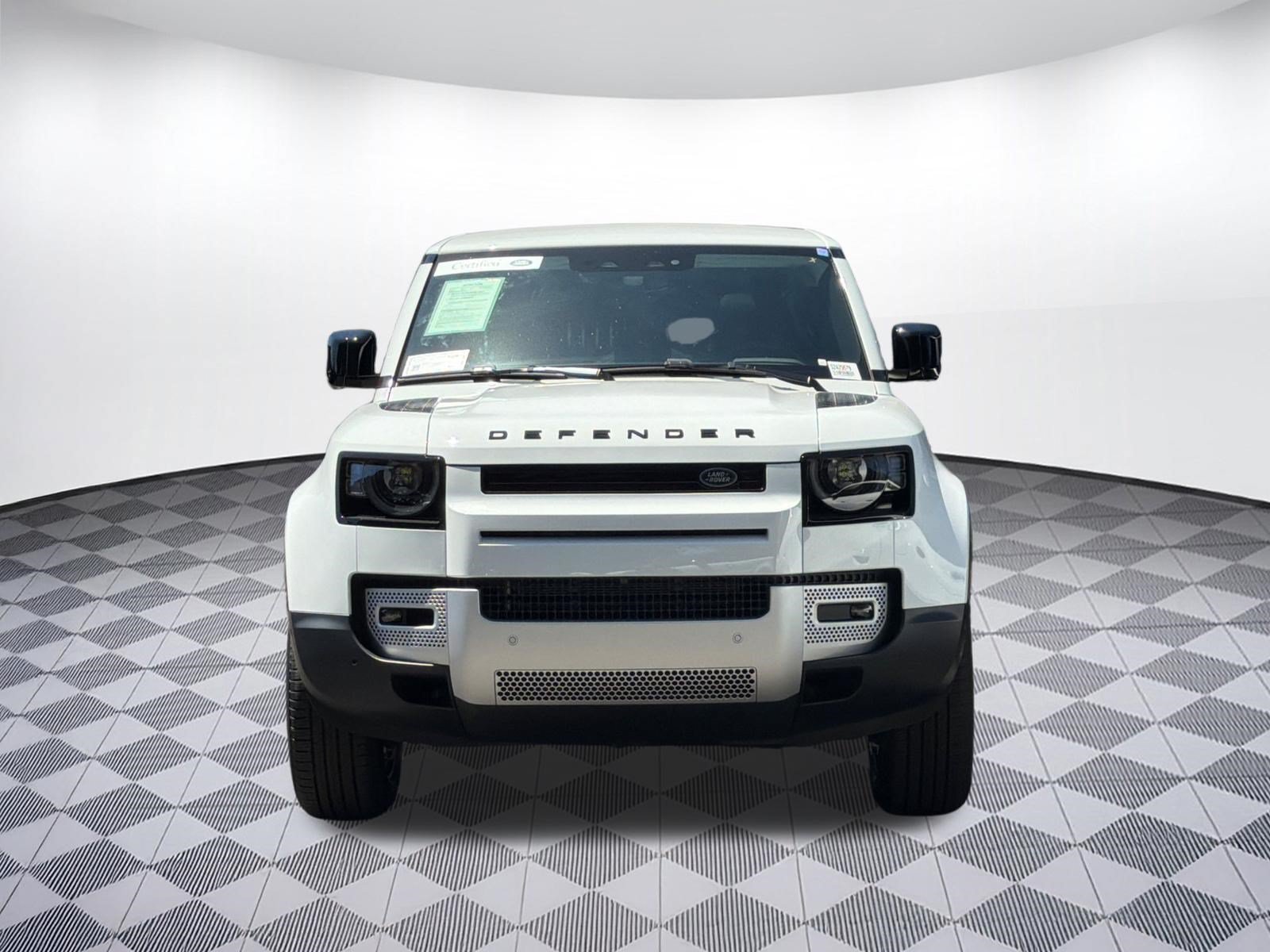 Used 2025 Land Rover Defender 110 S AWD/4WD image 6