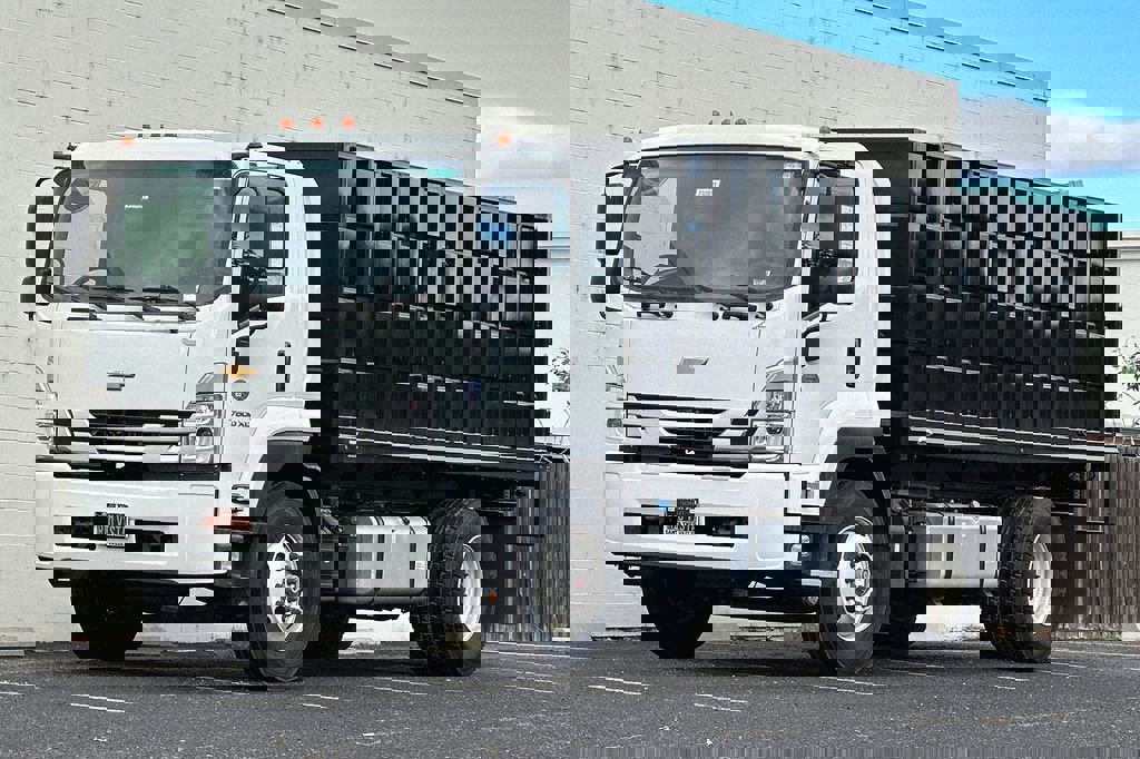 New 2023 Chevrolet Low Cab Forward 7500XD RWD image 8
