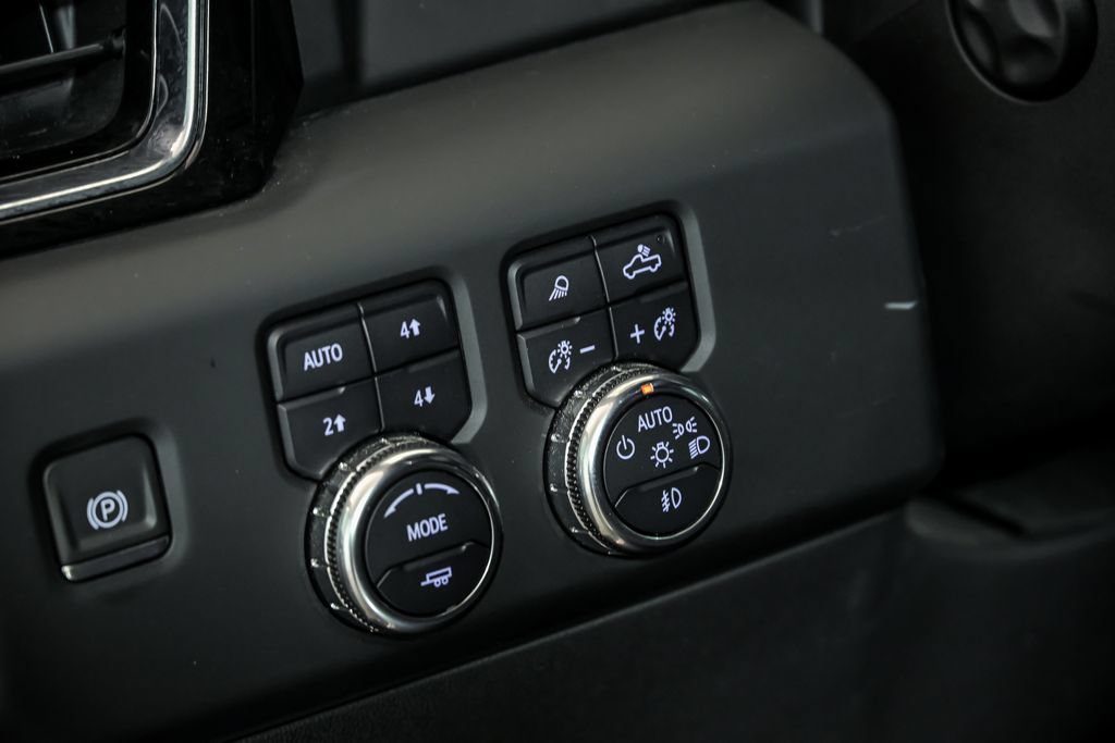 Used 2023 GMC Sierra 1500 Denali AWD/4WD image 19